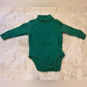 Leveret Green Long Sleeve Baby Bodysuit